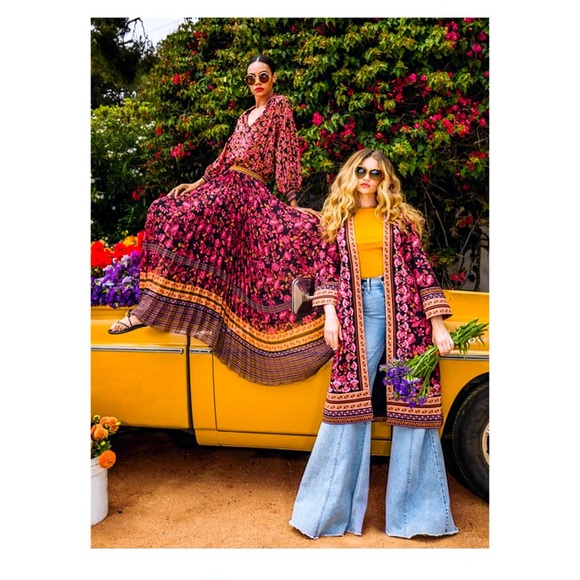 Alice + Olivia Beautiful High Rise Wide Leg Front Seamed Bell Jeans Pant - Picture 14 of 16